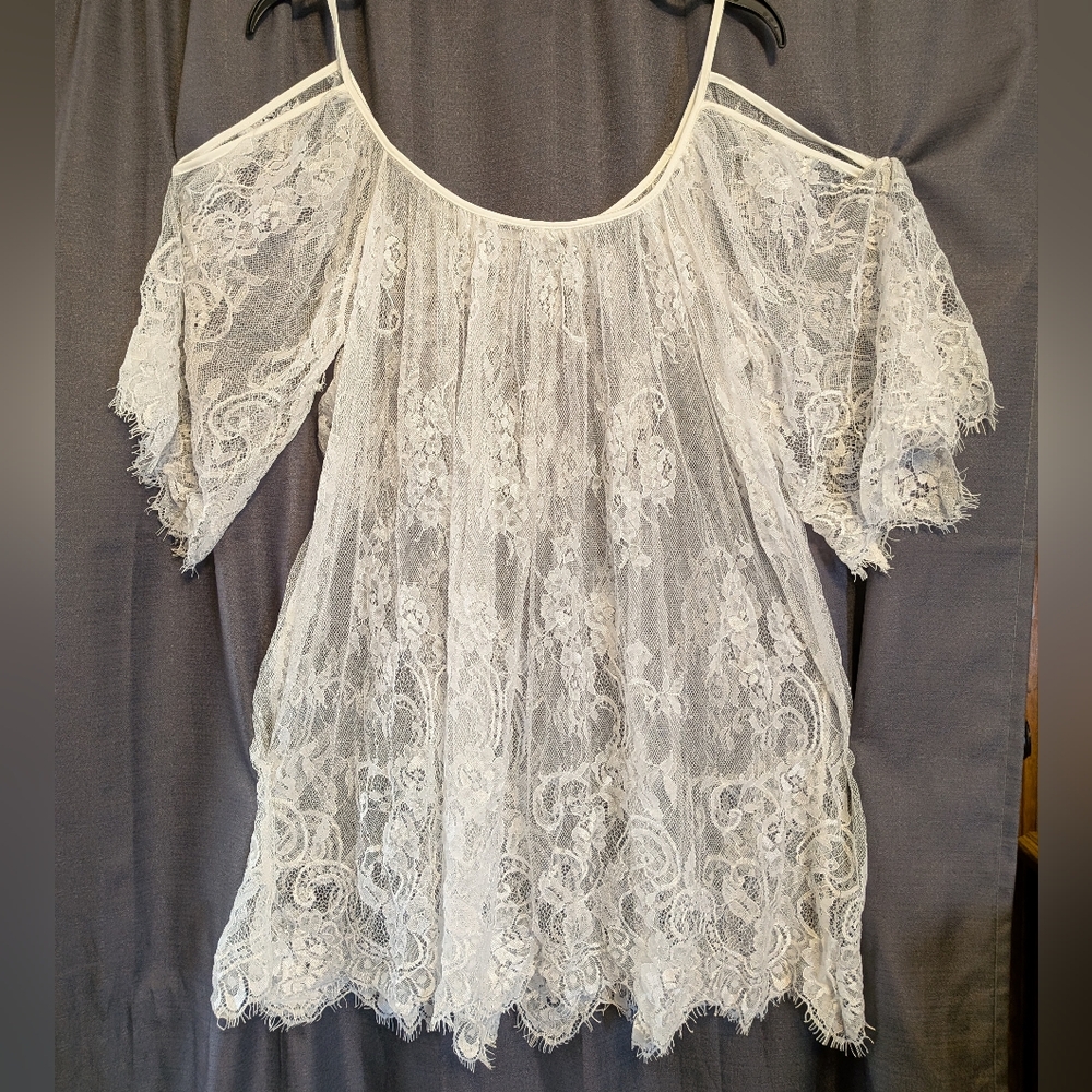 White Lace Off-Shoulder Cover Up Sz. L